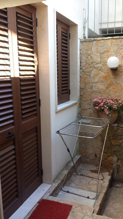 A Casa Di Marley Apartment Лече Екстериор снимка