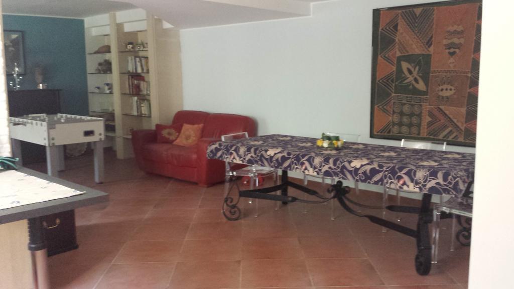 A Casa Di Marley Apartment Лече Екстериор снимка